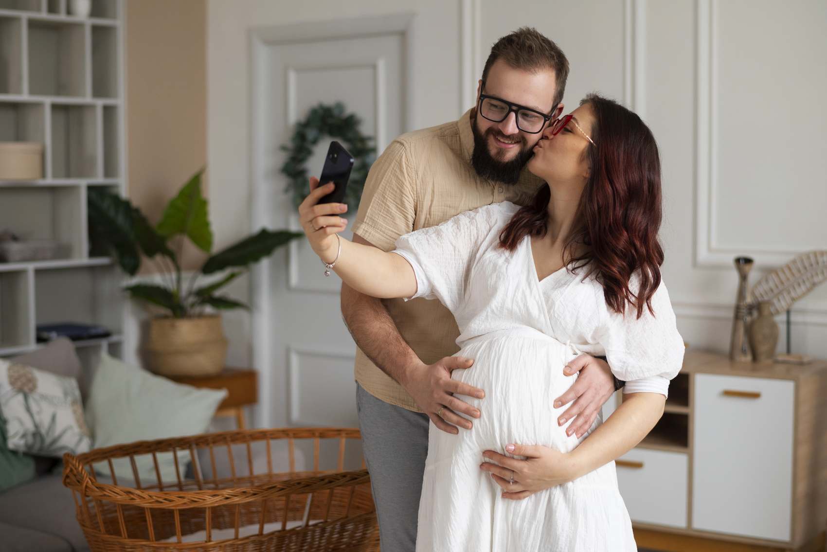 Husband Pregnant Wife Searching for Baby Name - I Saw You First Imaging, LLC